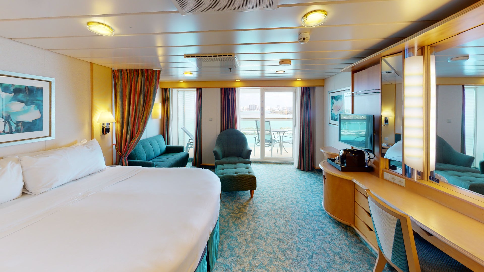 Freedom of the Seas - Junior Suite - Nuvo360%